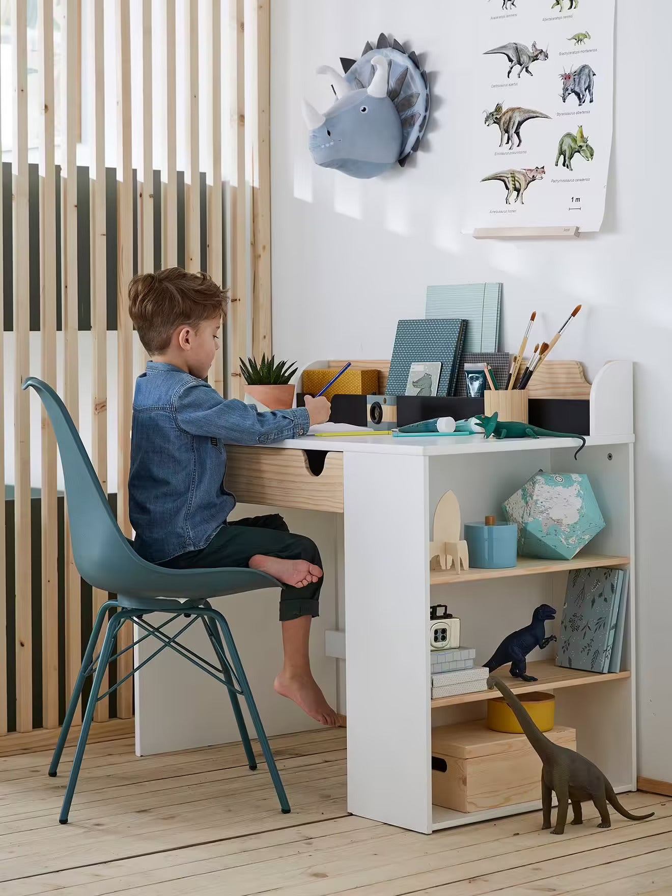 Bureau enfant en bois - meuble Moku 